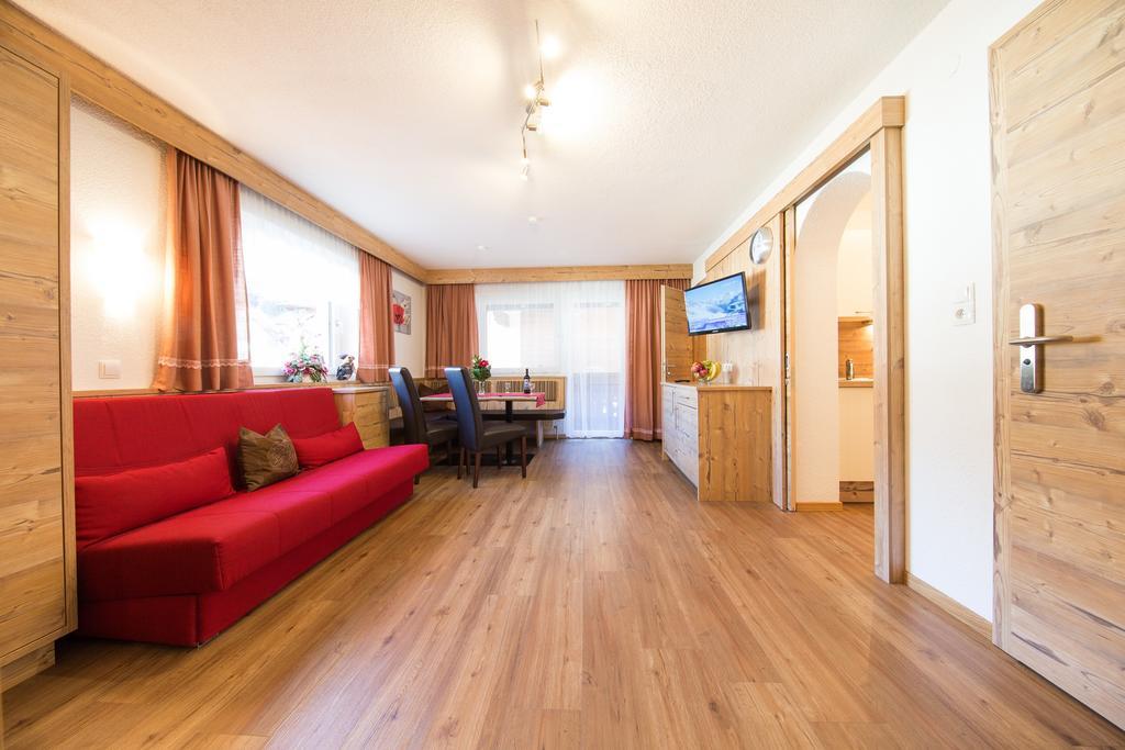 Gaestehaus Falkner Ignaz Sölden Rom bilde