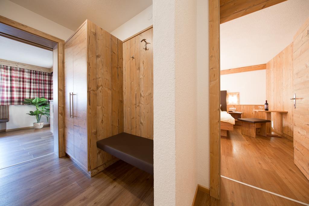 Gaestehaus Falkner Ignaz Sölden Rom bilde